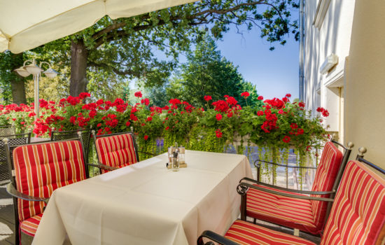 Restaurant Terrasse im Seehotel Großräschen