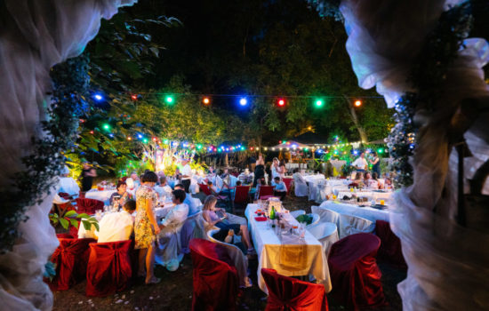 Hochzeit abends in der Villa Feodora